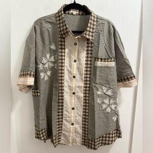 NWOT Pol Misses Sz L Women's Checkered Short Sleeve Top - Brown and Cream